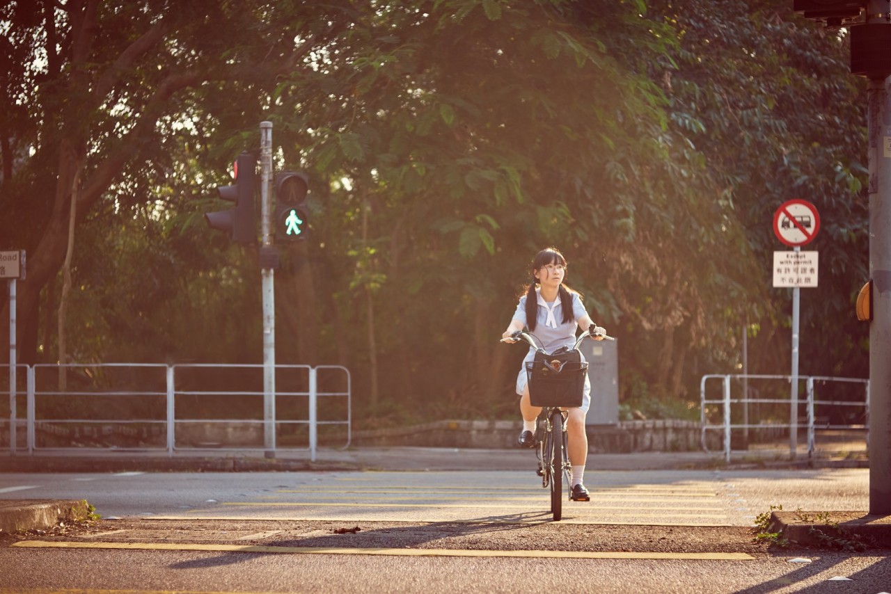 【Saki in Hong Kong School Uniform】 Vol.17B On the Bike 77626