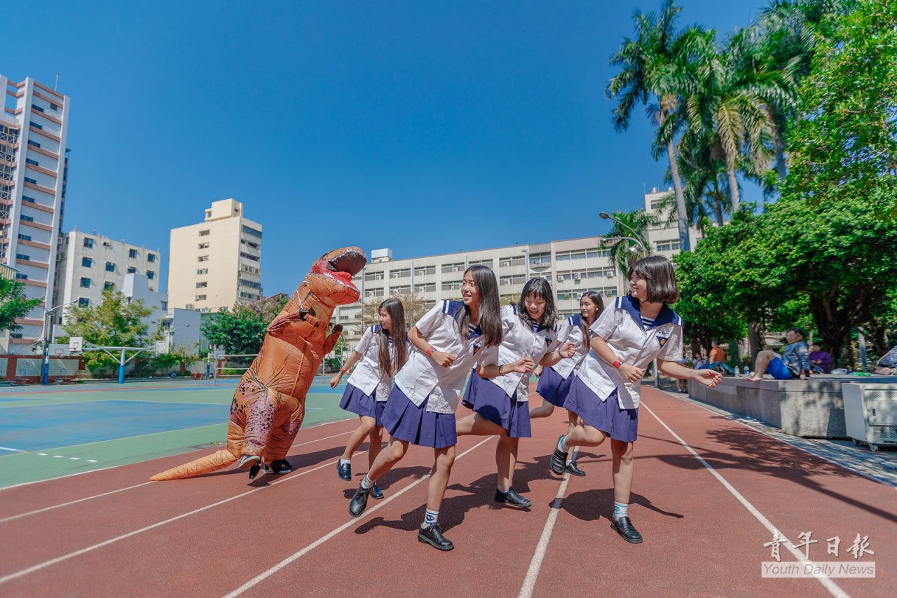 107年高中職創意愛國歌曲觀摩競賽幕後花絮 93577