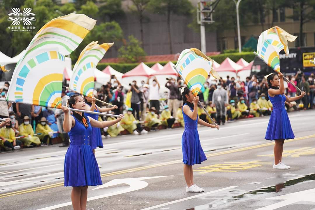 111國慶系列：台北市第一女子高級中學樂旗隊